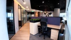 Gateway East (D7), Office #622688731